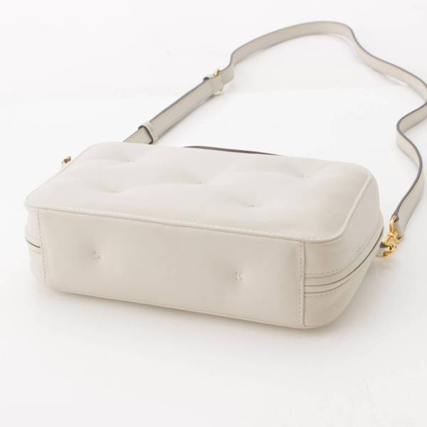 アニヤハインドマーチ Anya Hindmarch CHUBBY チャビー キルティング クロスボディ ショルダーバッグ ホワイト 中古 通販  retro レトロ