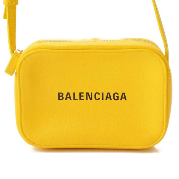 バレンシアガ(Balenciaga) エブリデイカメラバッグXS レザー