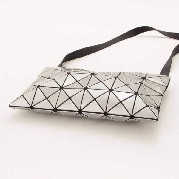 バオバオ イッセイミヤケ(BAO BAO ISSEY MIYAKE) ルーセント