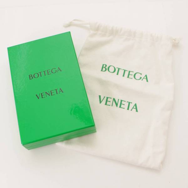 ボッテガ ヴェネタ(Bottega Veneta) イントレチャート ザ・ポーチ