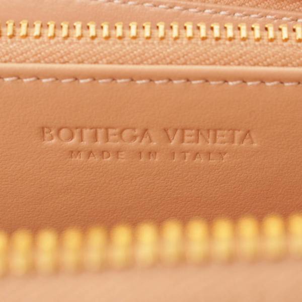 ボッテガ ヴェネタ(Bottega Veneta) イントレチャート レザー ラウンド 