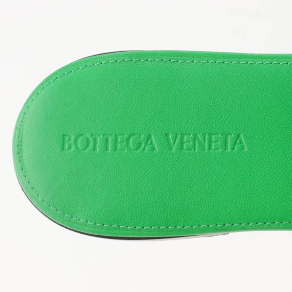 ボッテガヴェネタ(Bottega Veneta) ザ・リド イントレチャートレザー フラットサンダル グラス 608853 グリーン 39 中古 通販  retro レトロ