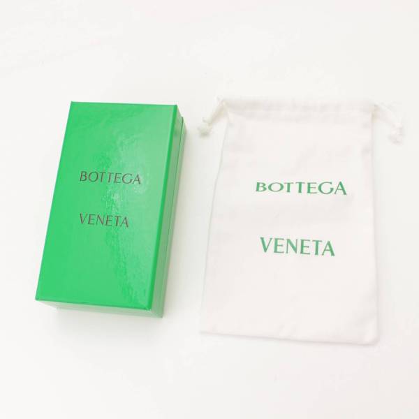 ボッテガ ヴェネタ(Bottega Veneta) ネックストラップ レザー カード