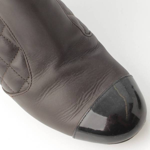 Chanelココマーク マトラッセ サイドゴア ショートブーツ G28469つま先部分に剥がれがあります