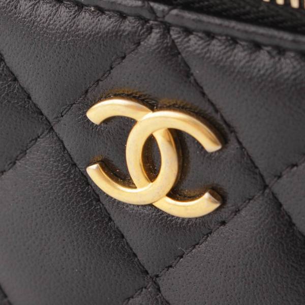 シャネル Chanel マトラッセ ラムスキン チェーンショルダー ミニ バニティバッグ ブラック 31番台 中古 通販 retro レトロ