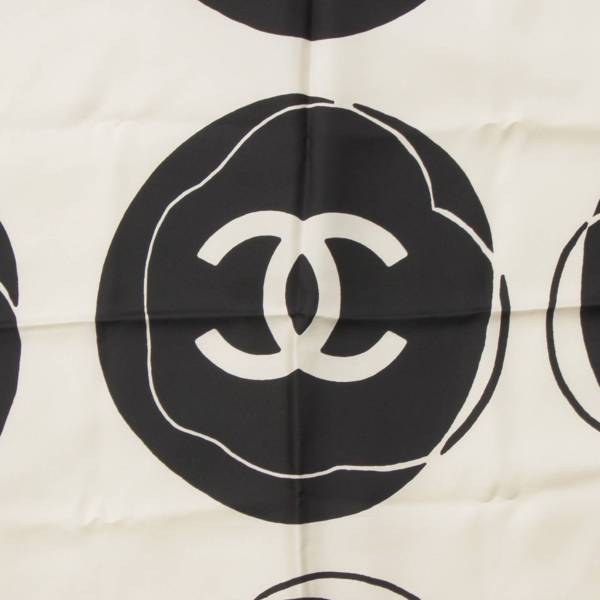 シャネル(Chanel) ココマーク カメリア シルク スカーフ ホワイト 
