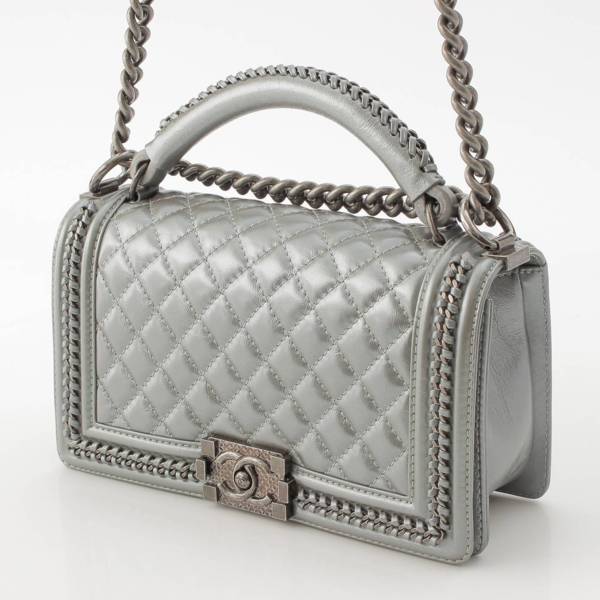 シャネル Chanel 23番台 ボーイシャネル マトラッセ レザー 2WAY チェーンショルダーバッグ シルバー 中古 通販 retro レトロ