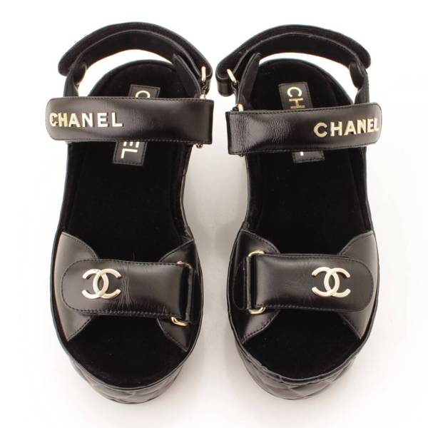 シャネル(Chanel) 21B シャイニー カーフスキン ココマーク サンダル 