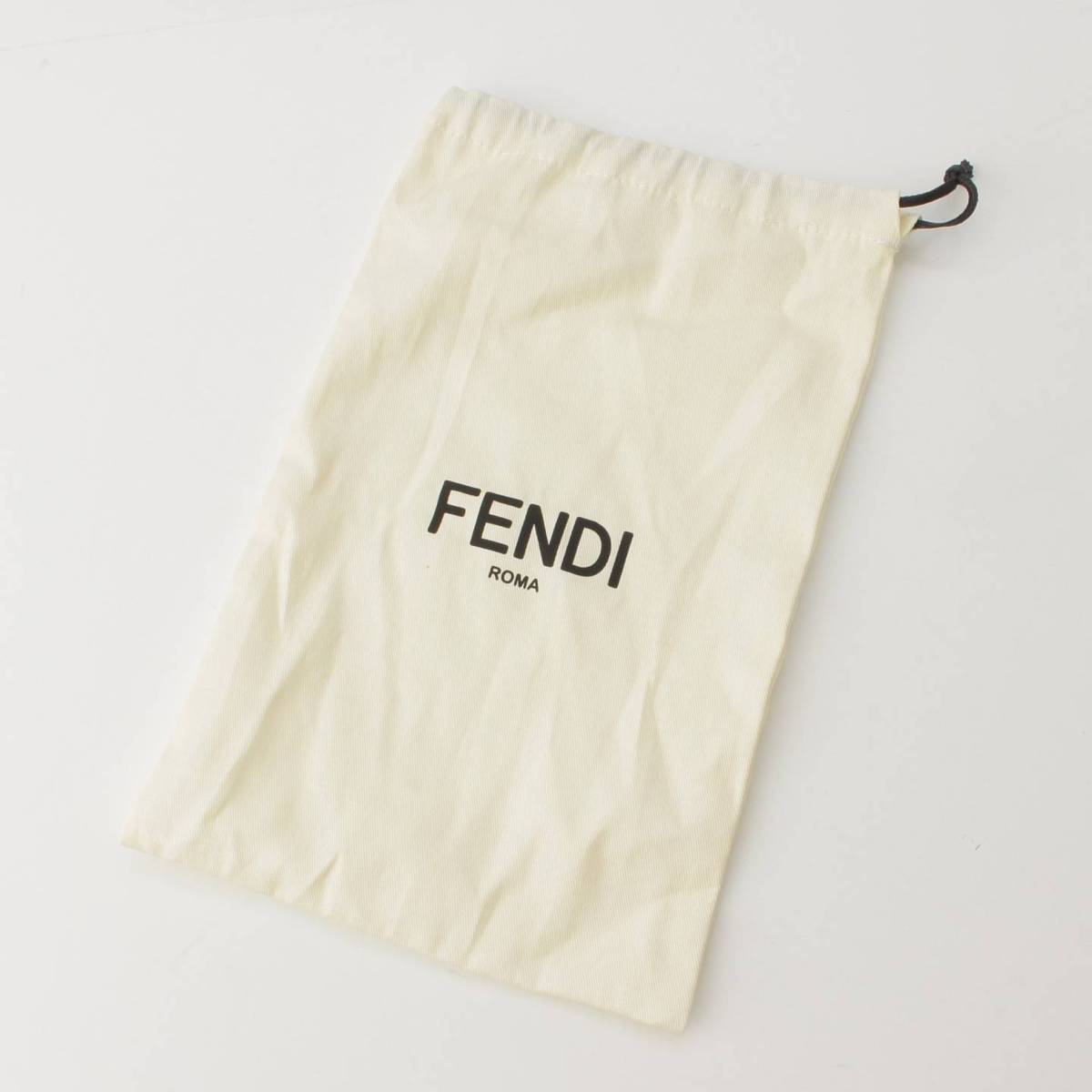 フェンディ(Fendi) ストラップユー ホワイトリボン キャンバス ショルダーストラップ ブラック×ホワイト 中古 通販 retro レトロ