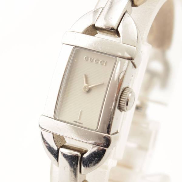 グッチ(Gucci) バングルウオッチ 腕時計 レザー 6800L ホワイト