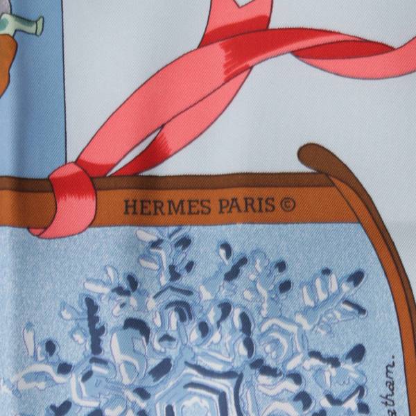 エルメス(Hermes) カレ90 シルクスカーフ Neige d'Antan 去年の雪 