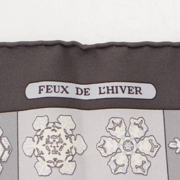 エルメス(Hermes) カレ45 シルクスカーフ FEUX DE L'HIVER 冬の火 ...