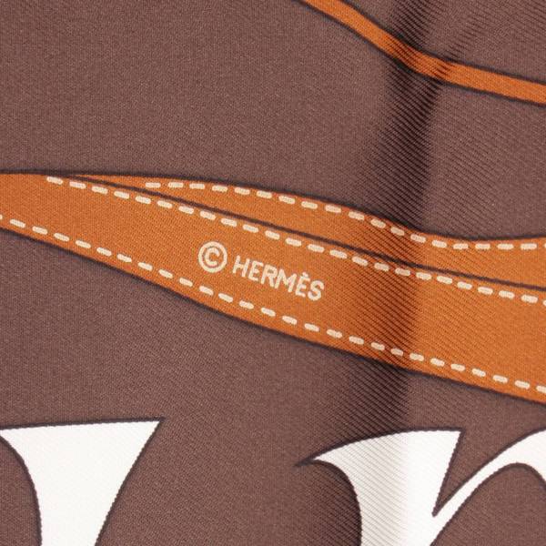 エルメス(Hermes) カレ90 シルクスカーフ MONSIEUR ET MADAME ムッシュ