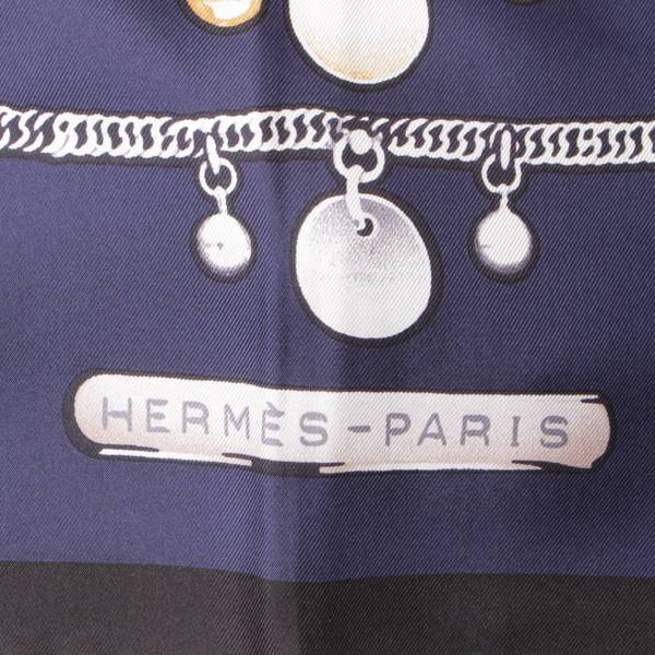 エルメス(Hermes) カレ90 シルクスカーフ LE TRESOR DE MEDOR 首輪