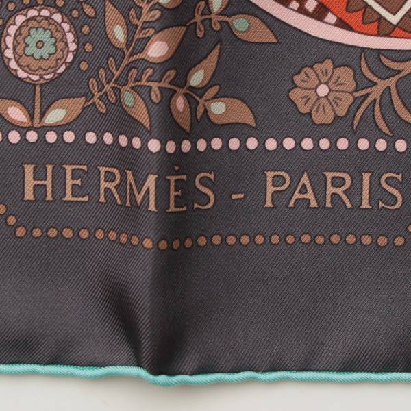 エルメス(Hermes) カレ90 シルクスカーフ L'ARBRE DE VIE 生命の木