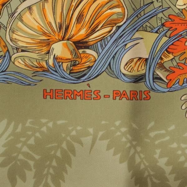 エルメス(Hermes) カレ90 シルクスカーフ L'Ile Deserte 無人島 グリーン 中古 通販 retro レトロ