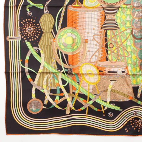 エルメス Hermes カレ90 シルクスカーフ Le Laboratoire Du Temps 時の実験室 イラスト 総柄 ブラック 中古 通販  retro レトロ