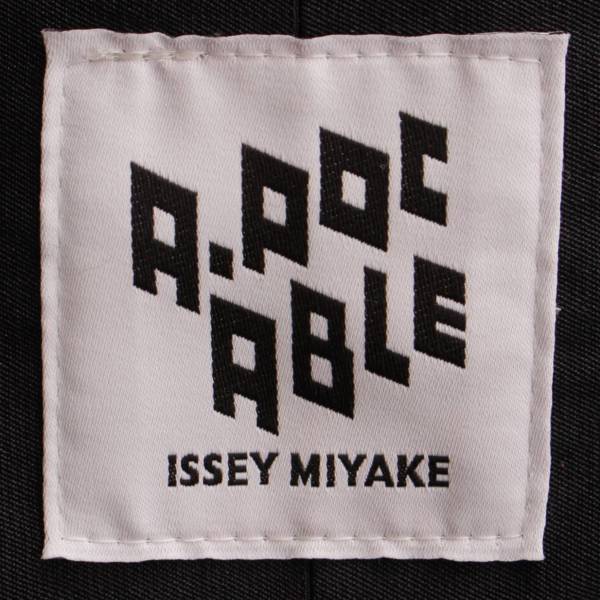 イッセイミヤケ(Issey miyake) A-POC ABLE イッセイミヤケ TYPE-O-010