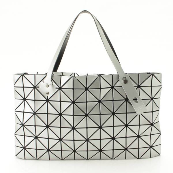 イッセイミヤケ(Issey miyake) BAOBAO バオバオ トートバッグ ROCK BASICS BB55-AG082 シルバー 中古 通販  retro レトロ