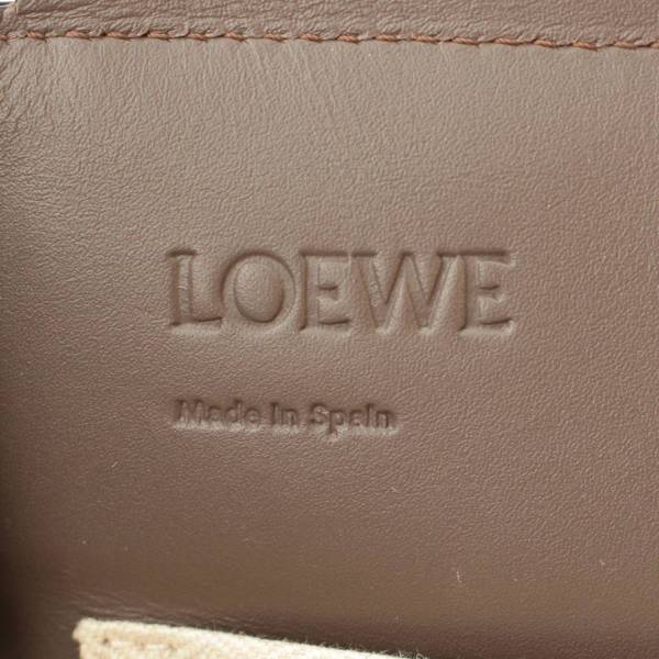 ロエベ(Loewe) クッショントート ラージ ソフト グレイン カーフスキン 