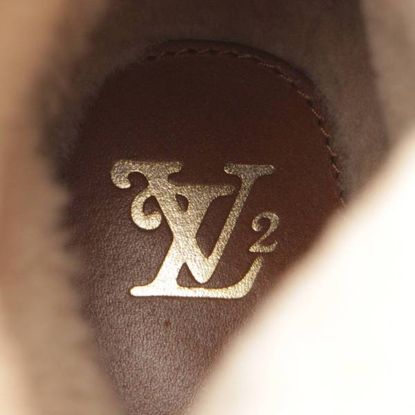 ルイヴィトン(Louis Vuitton) NIGO コージー・ライン ムートンブーツ モノグラムデニム ブルー 6 中古 通販 retro レトロ