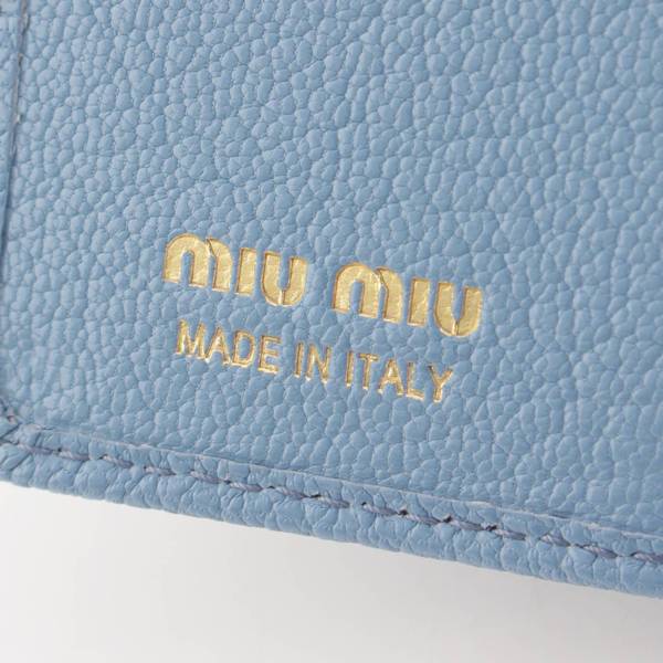 ミュウミュウ Miu Miu MADRAS マドラス ロゴ レザー コンパクトウォレット 二つ折財布 5MV204 ブルー 中古 通販 retro  レトロ