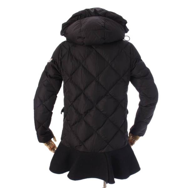 モンクレール(Moncler) VAULOGETTE ヴァロゲッテ ダウンジャケット