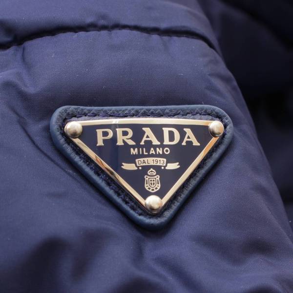 プラダ(Prada) キッズ 子供服 フード ダウン ジャケット ブルー 10