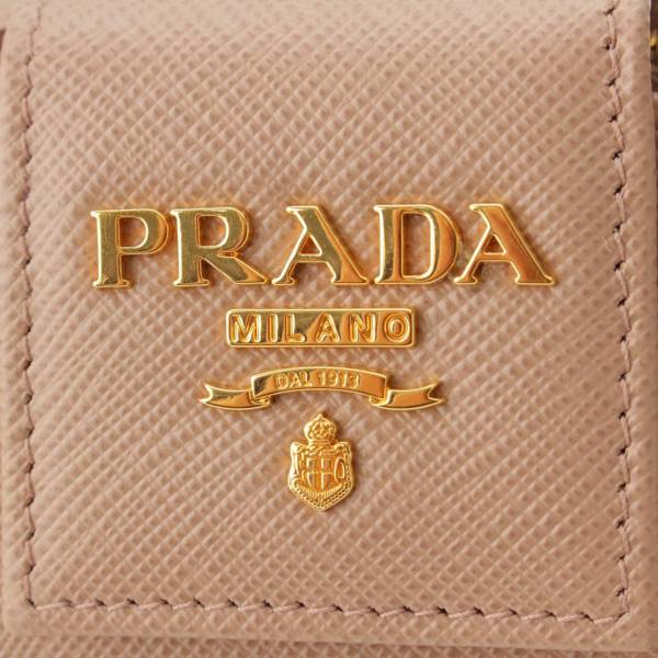 プラダ(Prada) サフィアーノ レザー 二つ折り長財布 1ML005 ピンク