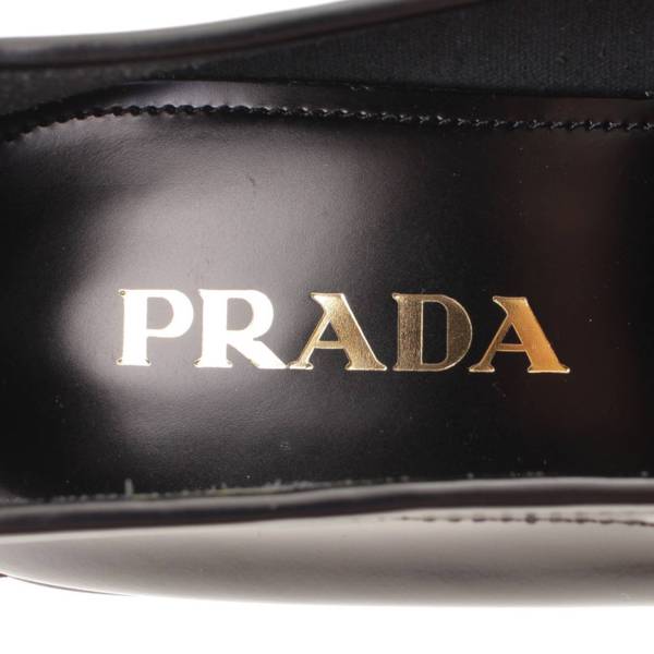 プラダ(Prada) 22SS トライアングル ロゴ レザー モカシン ローファー