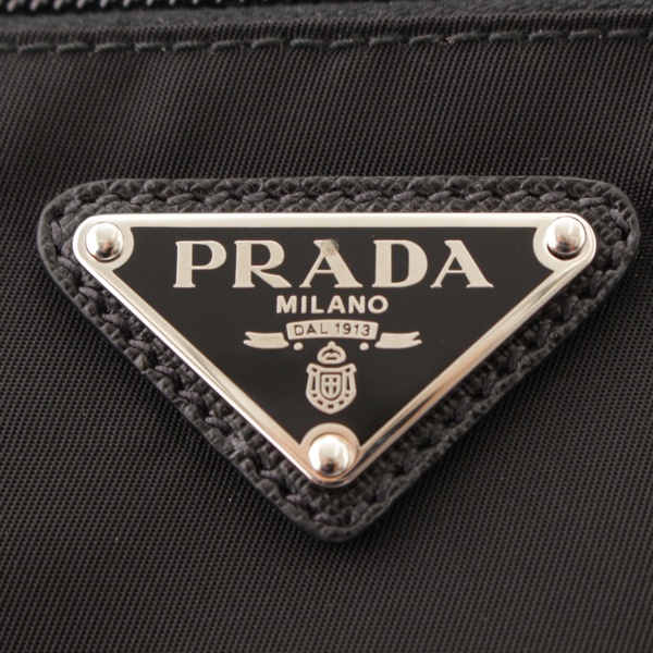 プラダ(Prada) VELA ナイロン ショルダーバッグ 1BC421 ブラック 中古 通販 retro レトロ