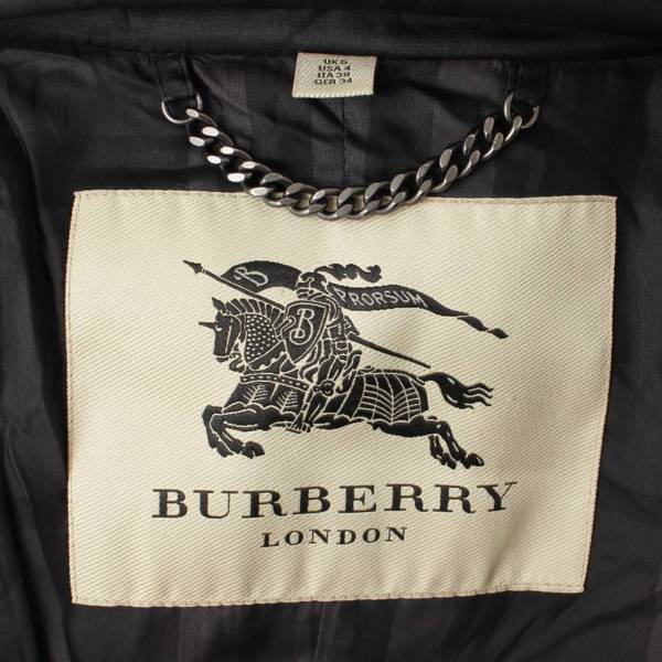 バーバリー(Burberry) ファー付き ダウンコート ブラック UK6 中古